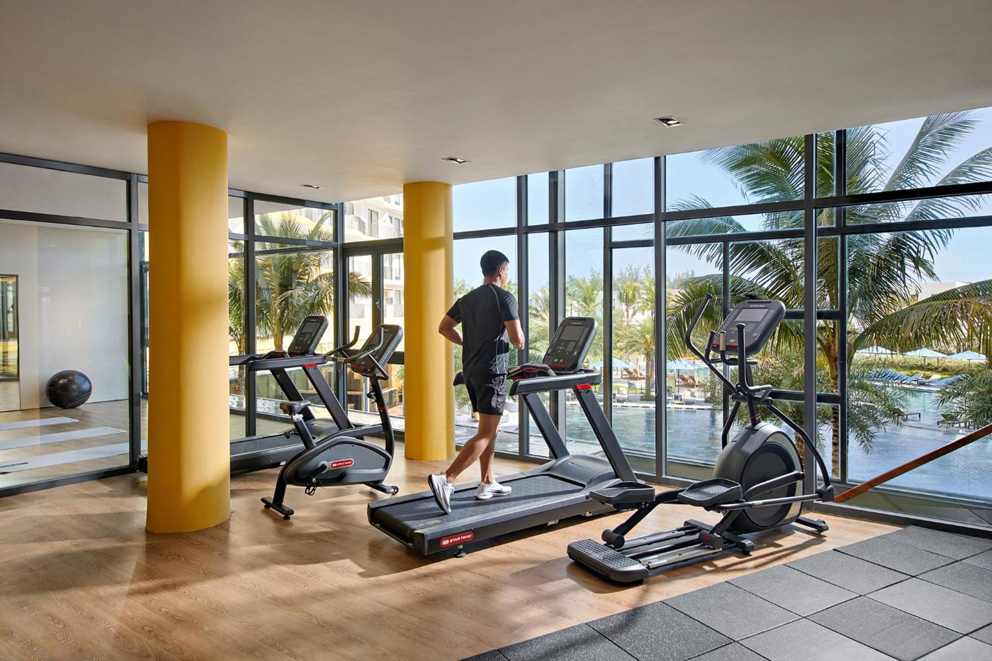 Wyndham Hoi An Royal Beachfront Resort & Villas Экстерьер фото