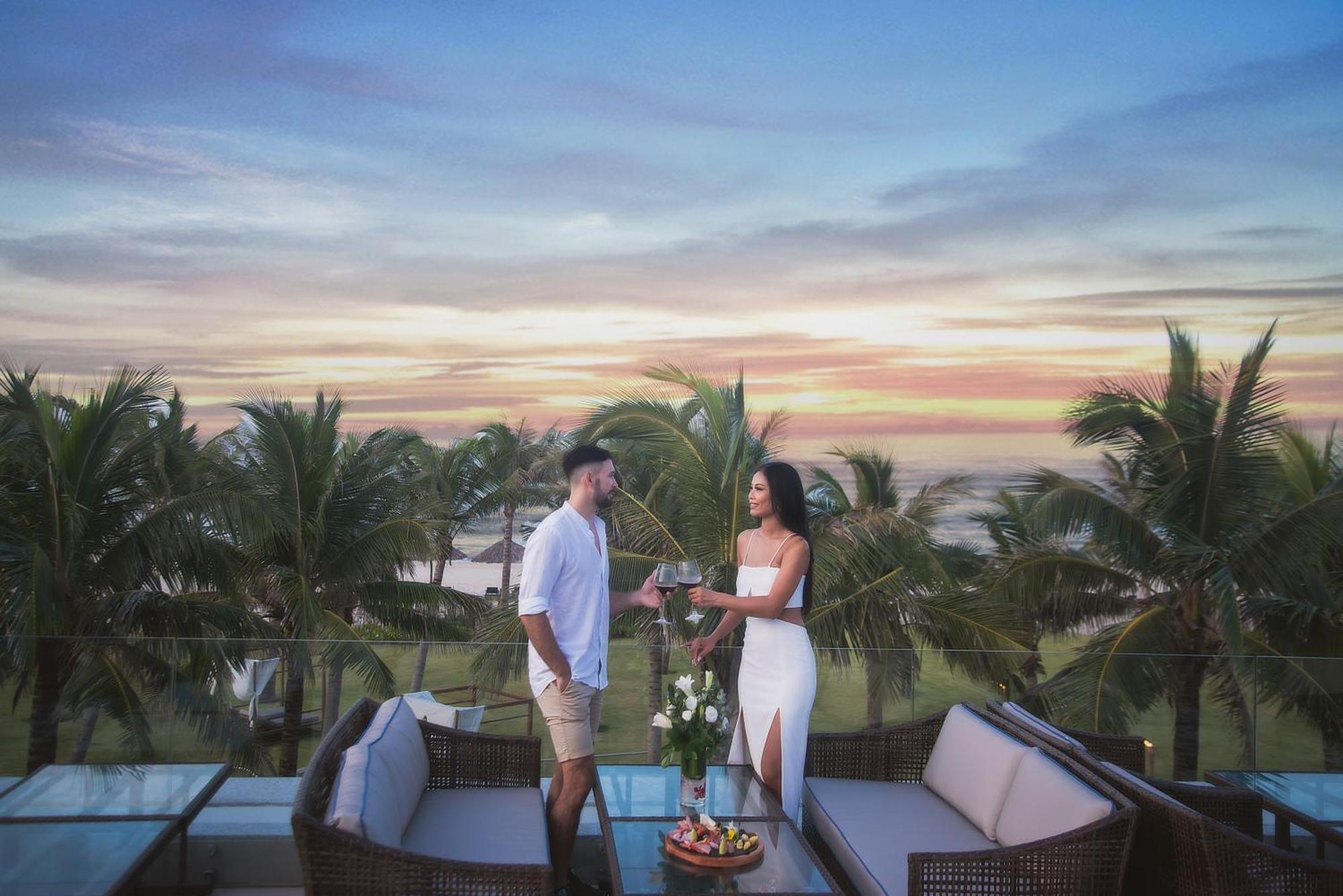 Wyndham Hoi An Royal Beachfront Resort & Villas Экстерьер фото