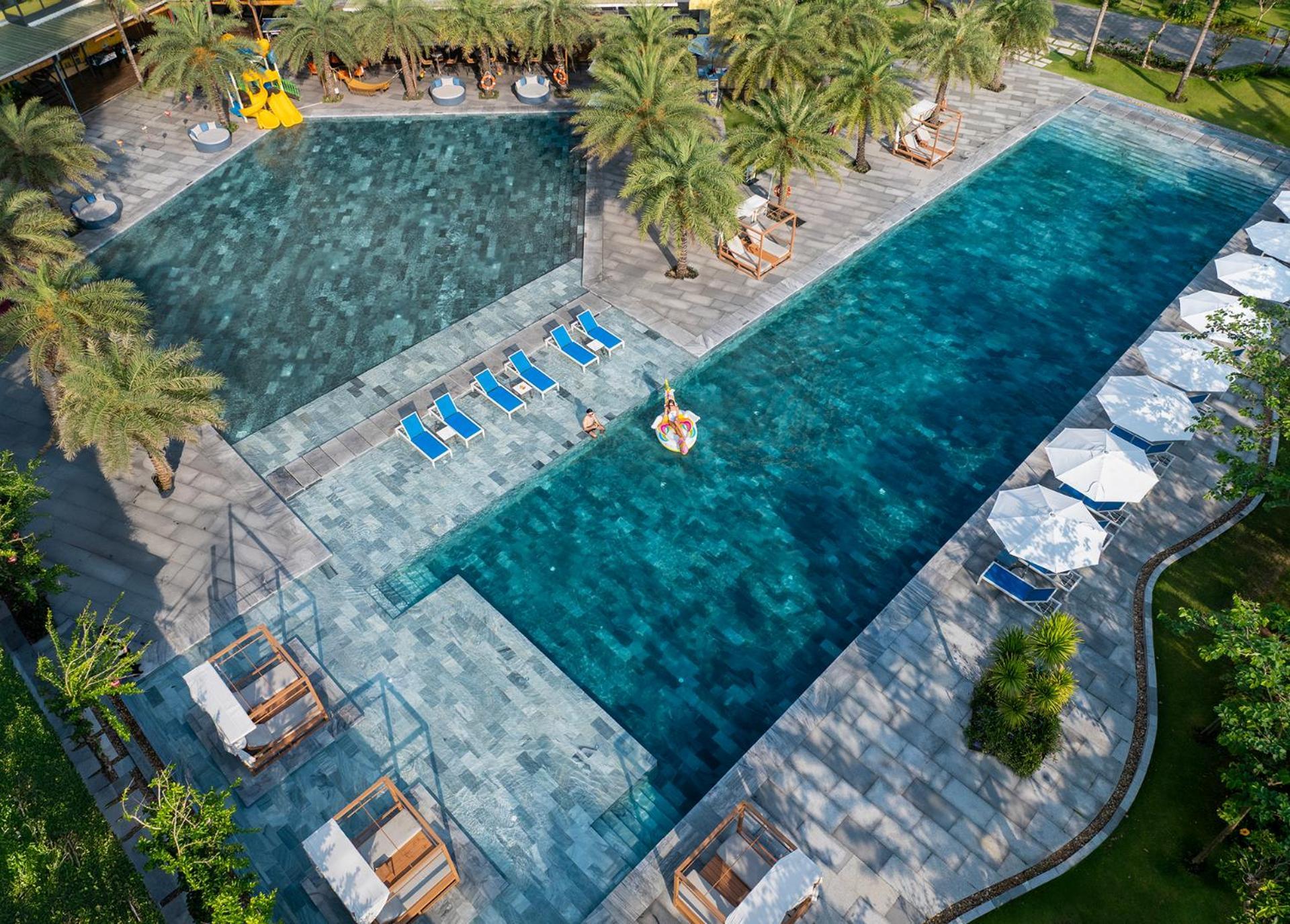 Wyndham Hoi An Royal Beachfront Resort & Villas Экстерьер фото